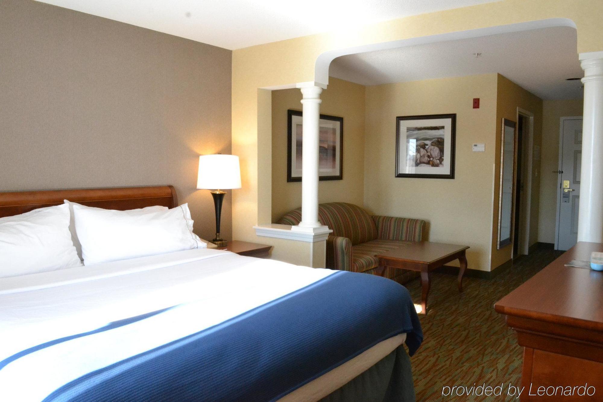 Holiday Inn Express Hotels Biddeford By Ihg Экстерьер фото
